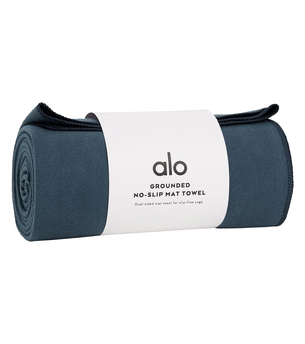 Alo Yoga Grounded No-Slip Mat Towel - Image 18