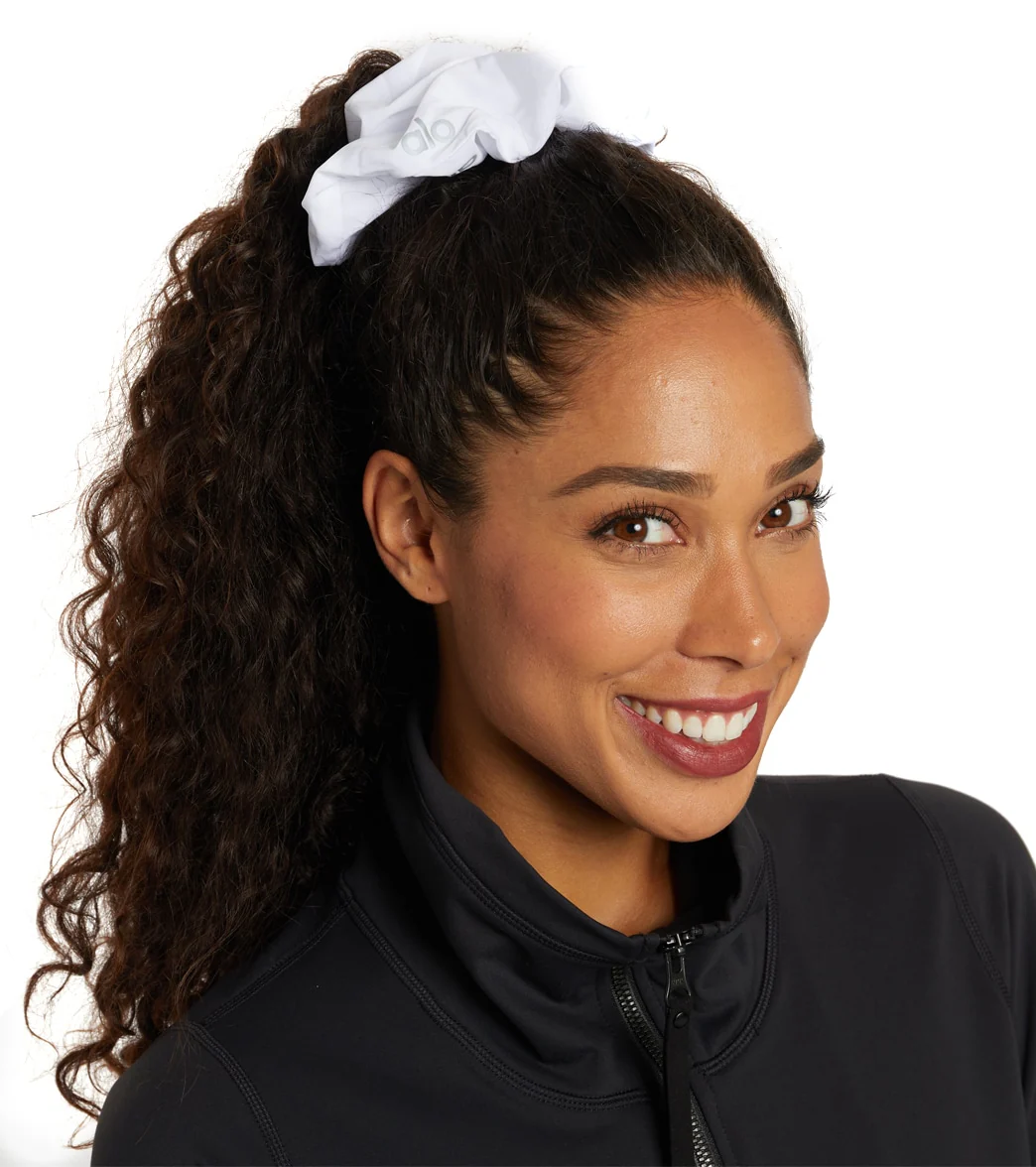 Alo Yoga Oversized Scrunchie - Image 3
