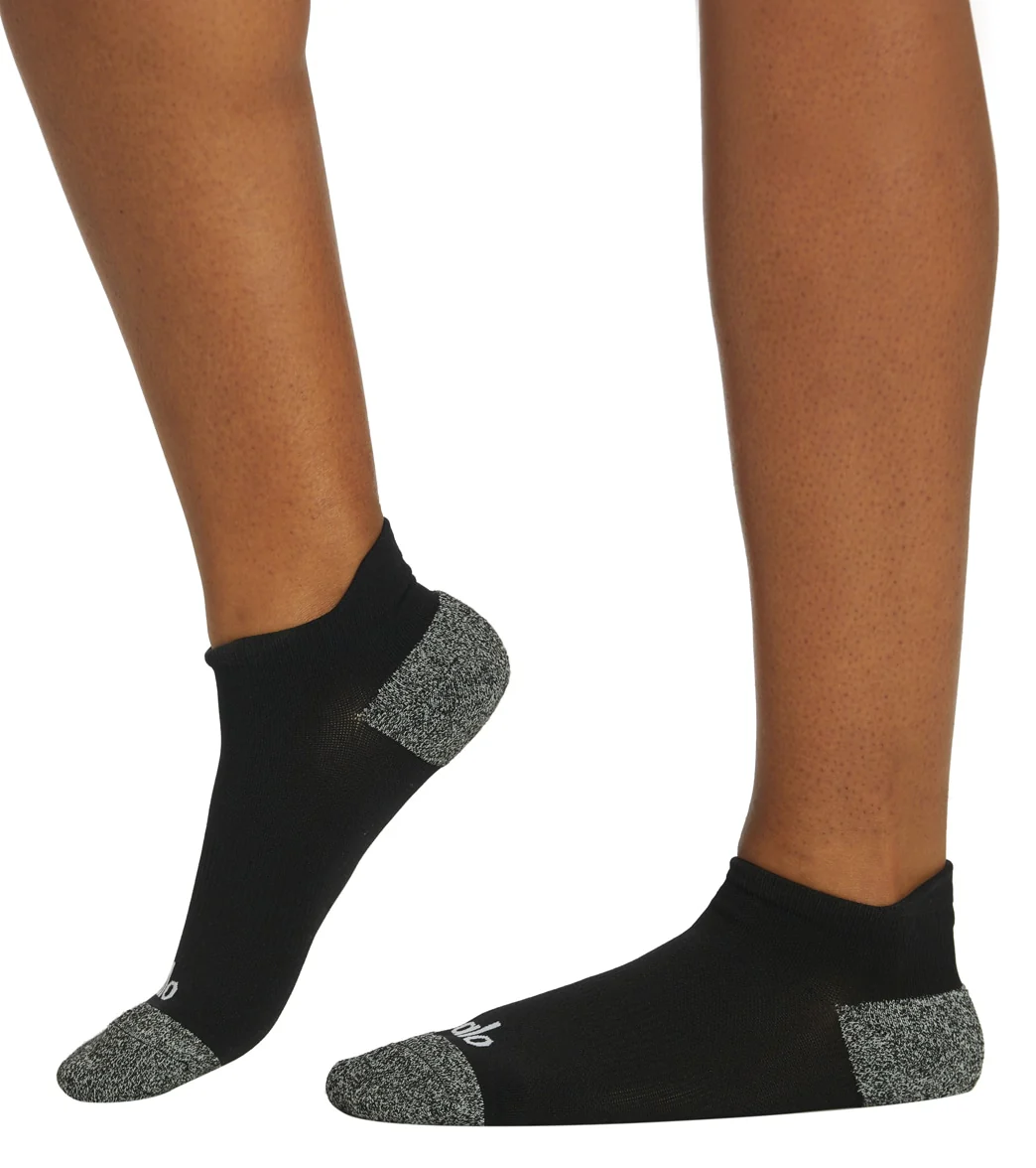 Alo Yoga Performance Tab Sock - Image 6