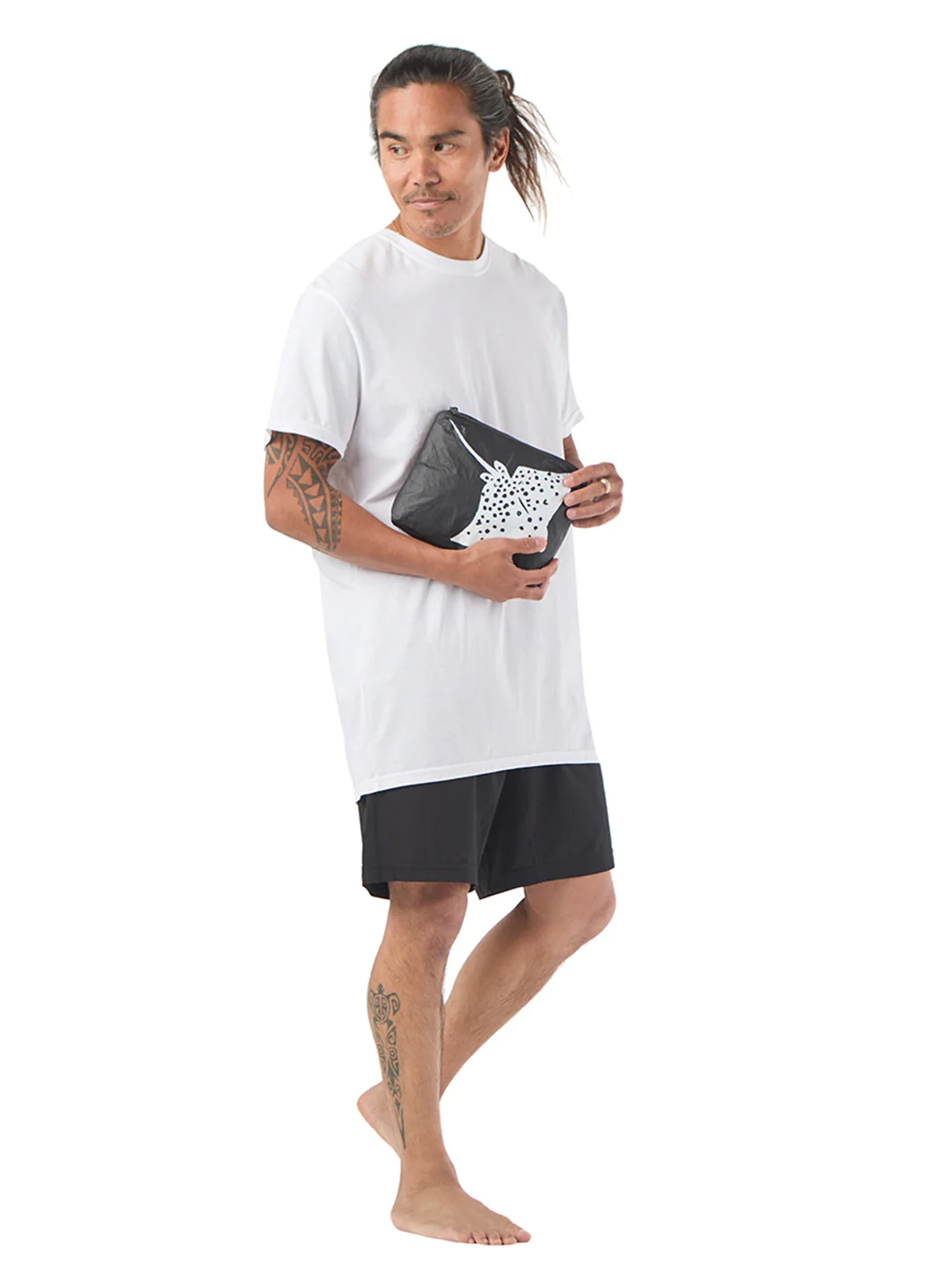 ALOHA Eagle Ray Small Swim Swim Pouch - Image 4