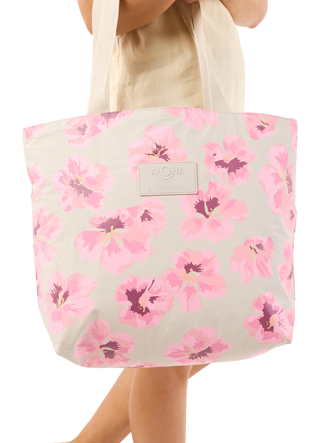 ALOHA Flutter Day Tripper Beach Tote - Image 5