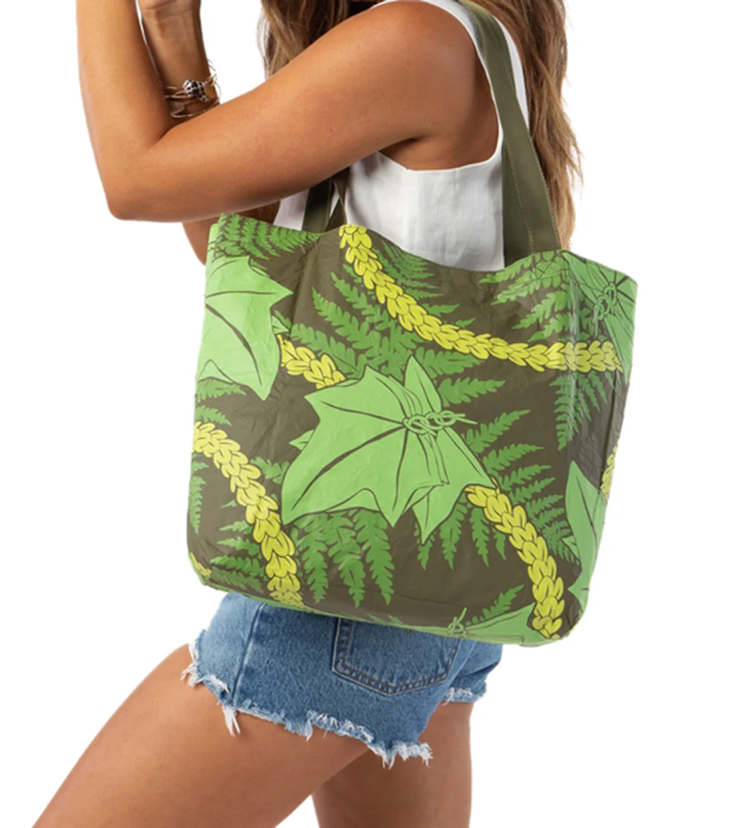 ALOHA Moloka'i Kukui Reversible Beach Tote - Image 3
