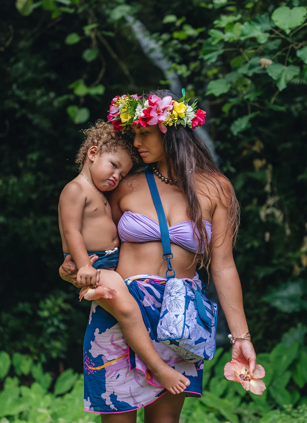 ALOHA Purau Crossbody Bag - Image 6