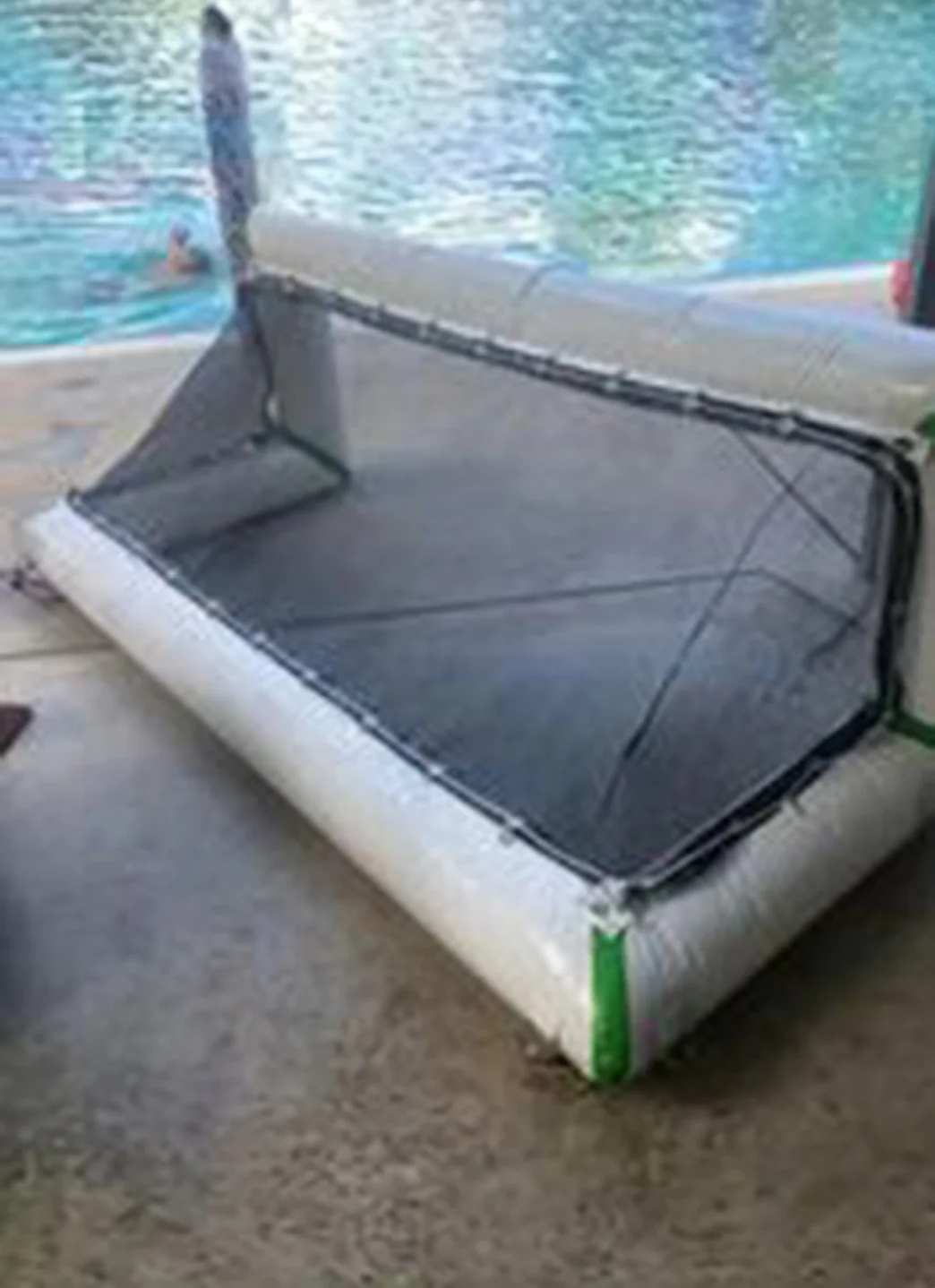 AntiWave Beach Inflatable Net Kit - Image 2