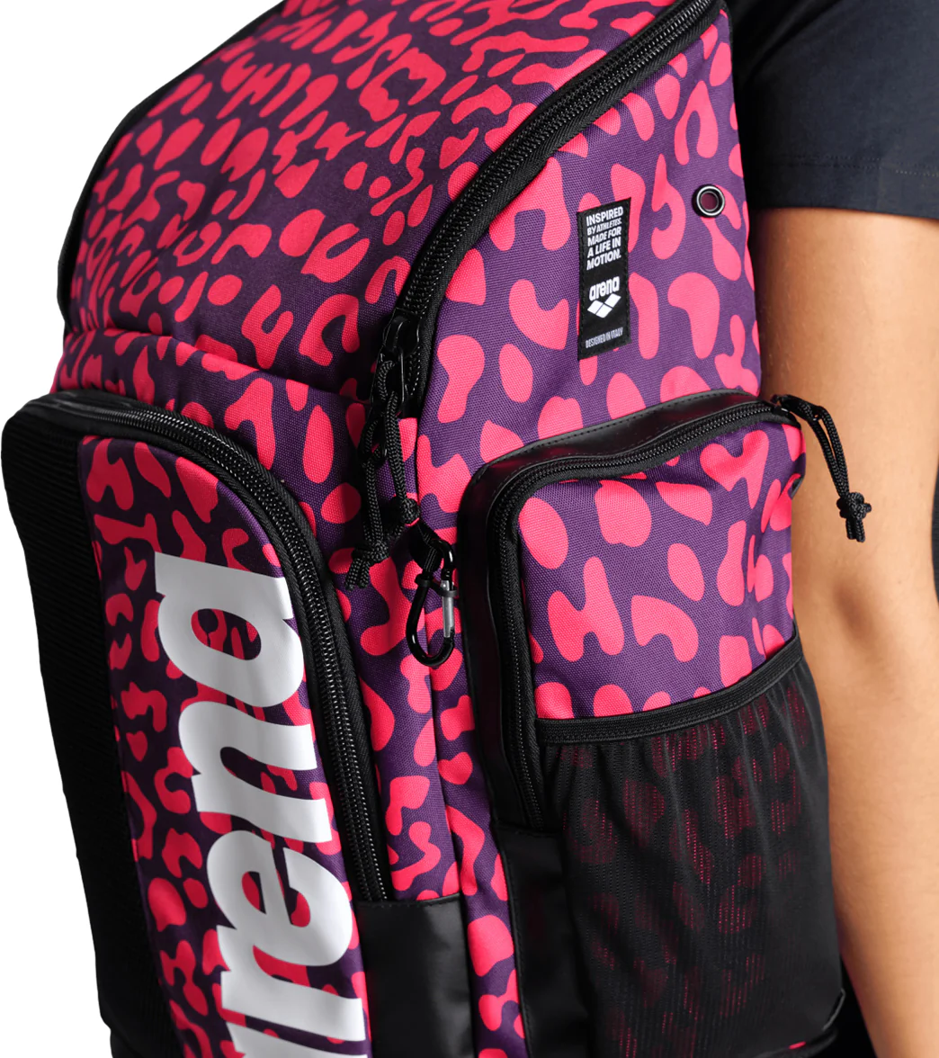Arena Leopard Spiky III 45 Allover Backpack - Image 5