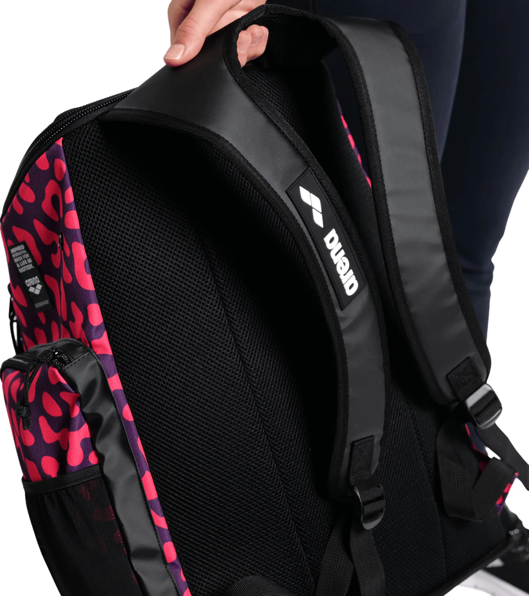 Arena Leopard Spiky III 45 Allover Backpack - Image 6