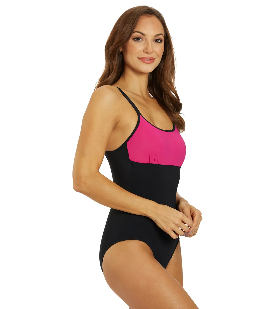 Arena Women's Betta U Back One Piece Swimsuit - Image 2