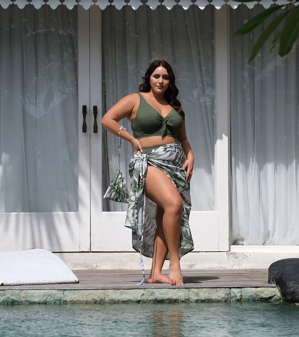 Artesands Woman's Plus Size Aria Olive Bach Sarong - Image 5