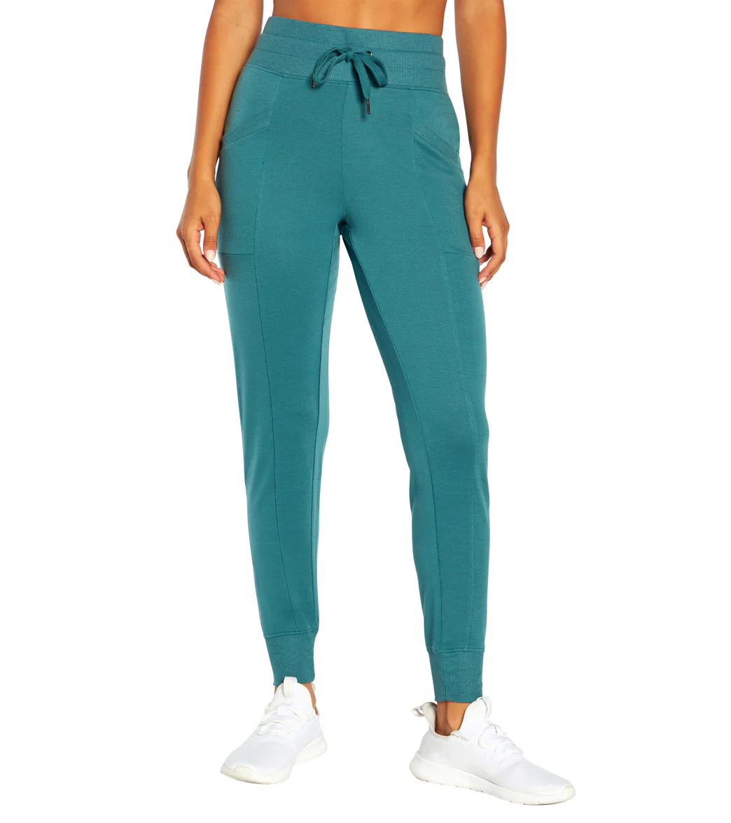 Balance Collection Amy Jogger - Image 8
