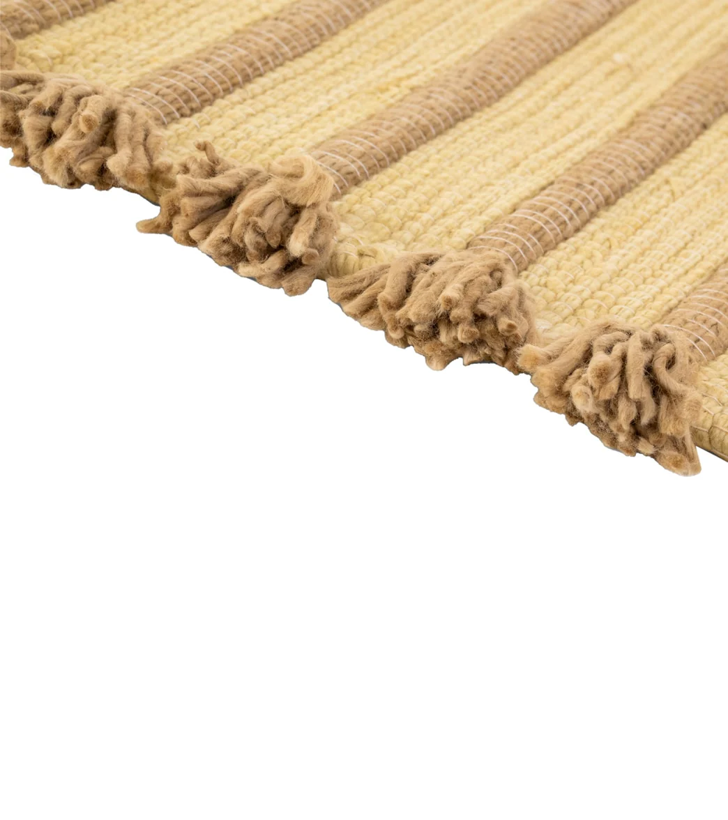 Bennd Yoga Annatto Seed and Harda Ayurvedic Yoga Mat - Image 3