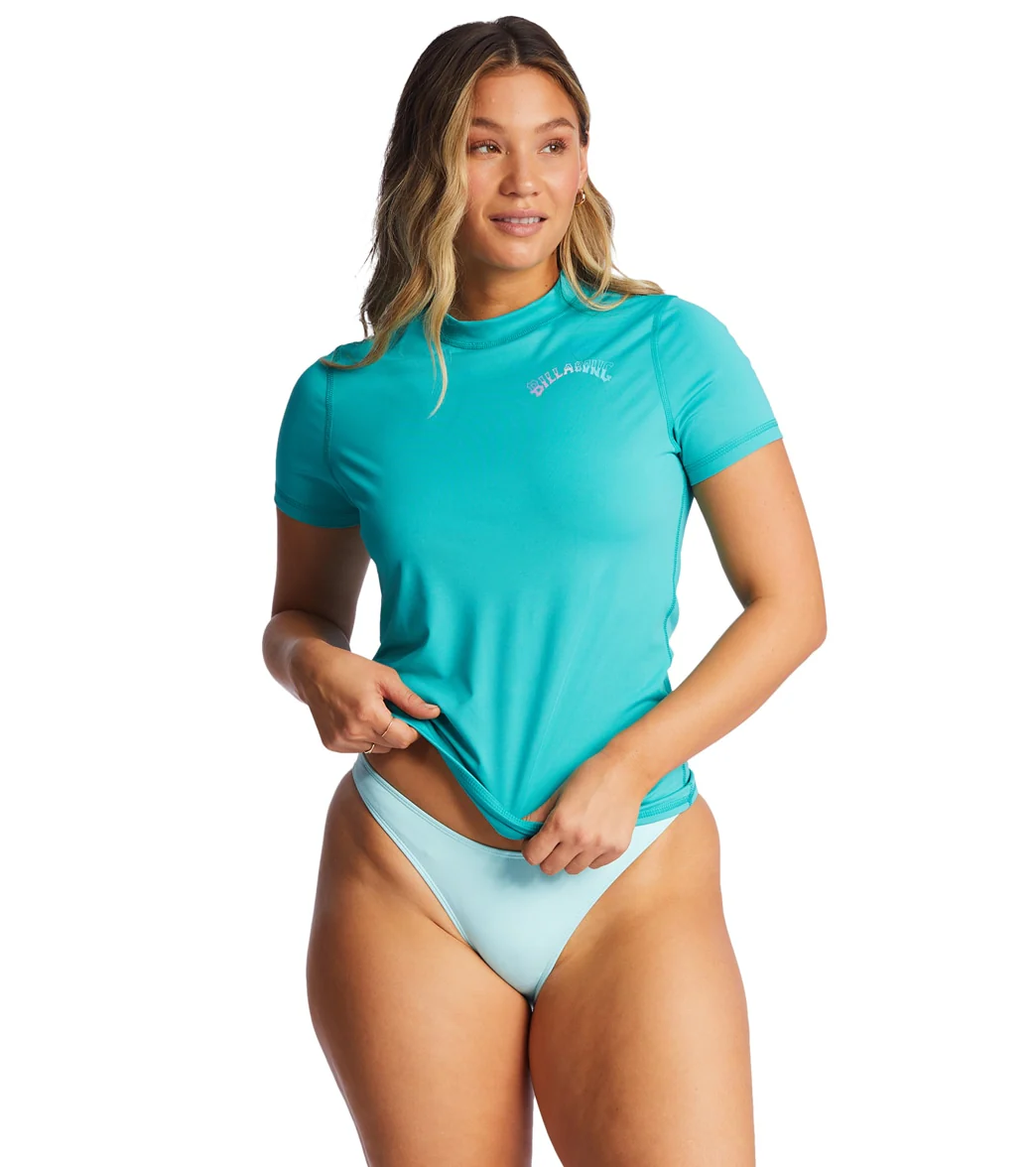 Billabong Women's Core  Short Sleeve UPF 50 Surf Shirt