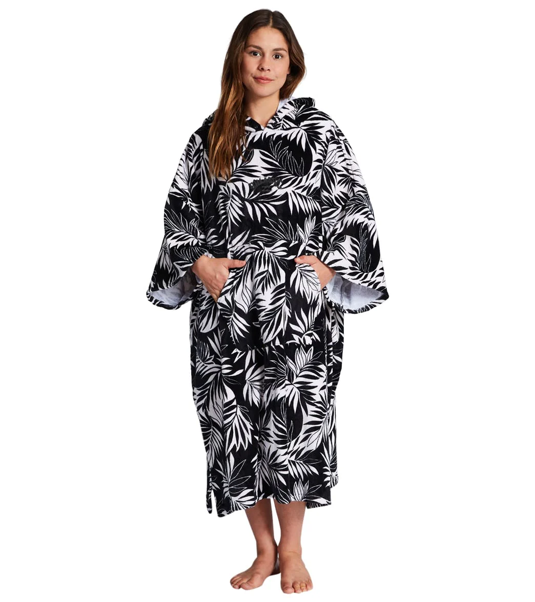 Billabong Women's Hooded Changing Poncho - Image 9