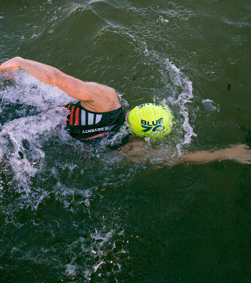 Blueseventy Women's 2024 Reaction Sleeveless Tri Wetsuit - Image 10