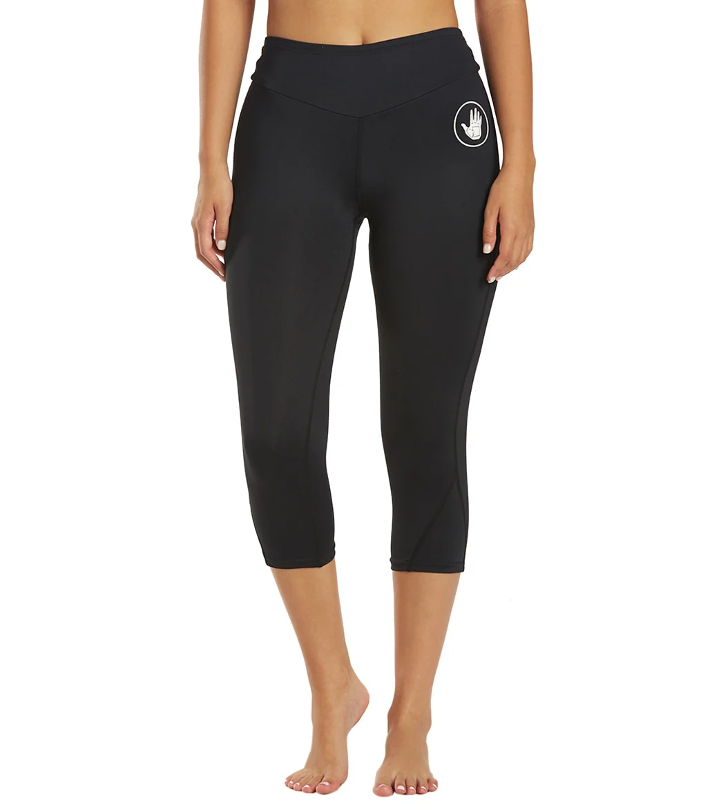 Body Glove Women's Fitted Lycra Capri Pant