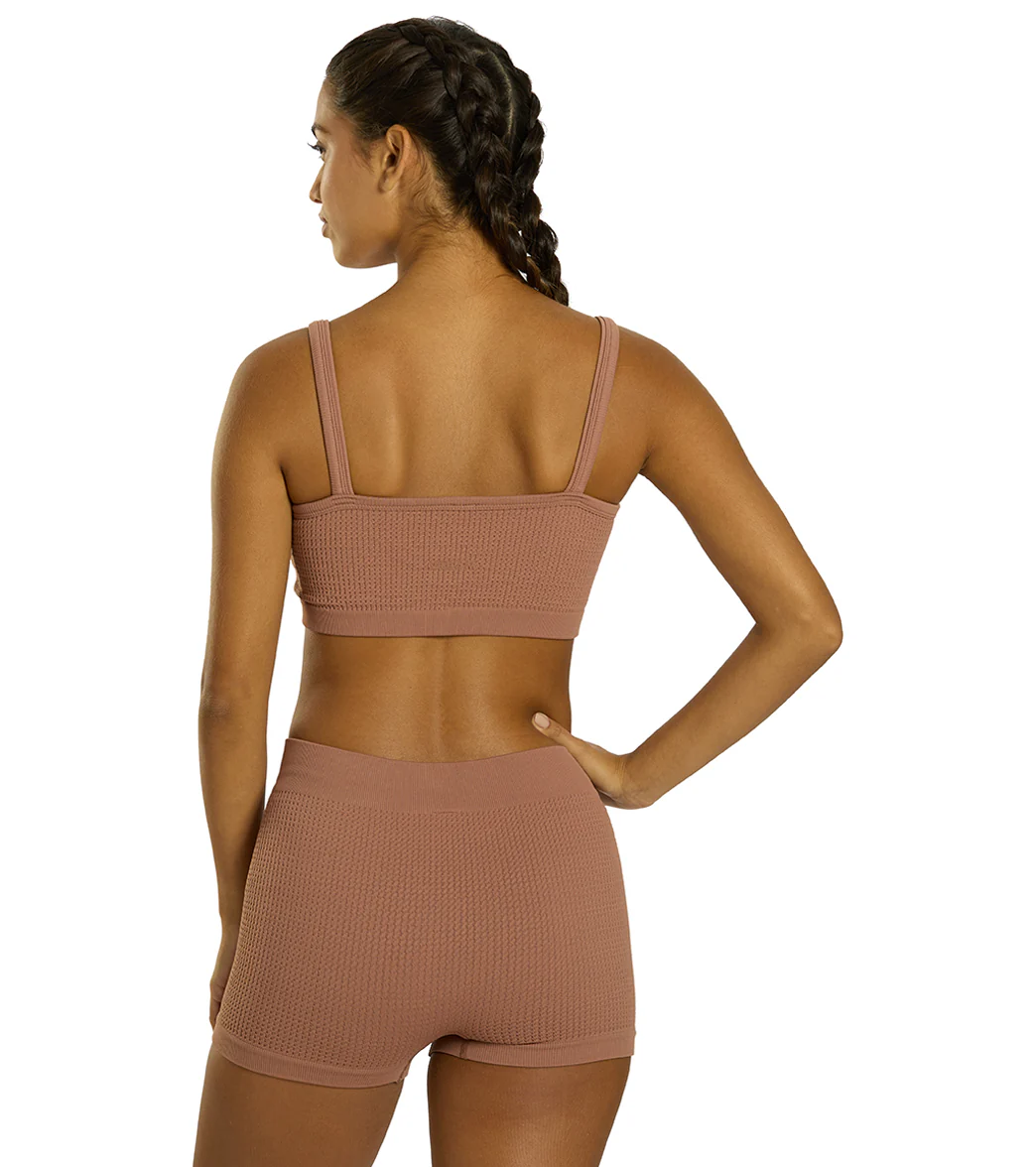 Cream Yoga Kelly Bra and Lynn Short Set - Image 8