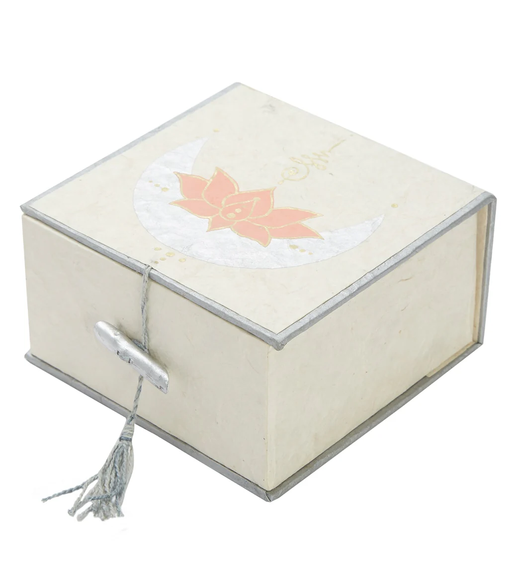 dZi Meditation Bowl Box: 4" Lotus Moon - Image 2