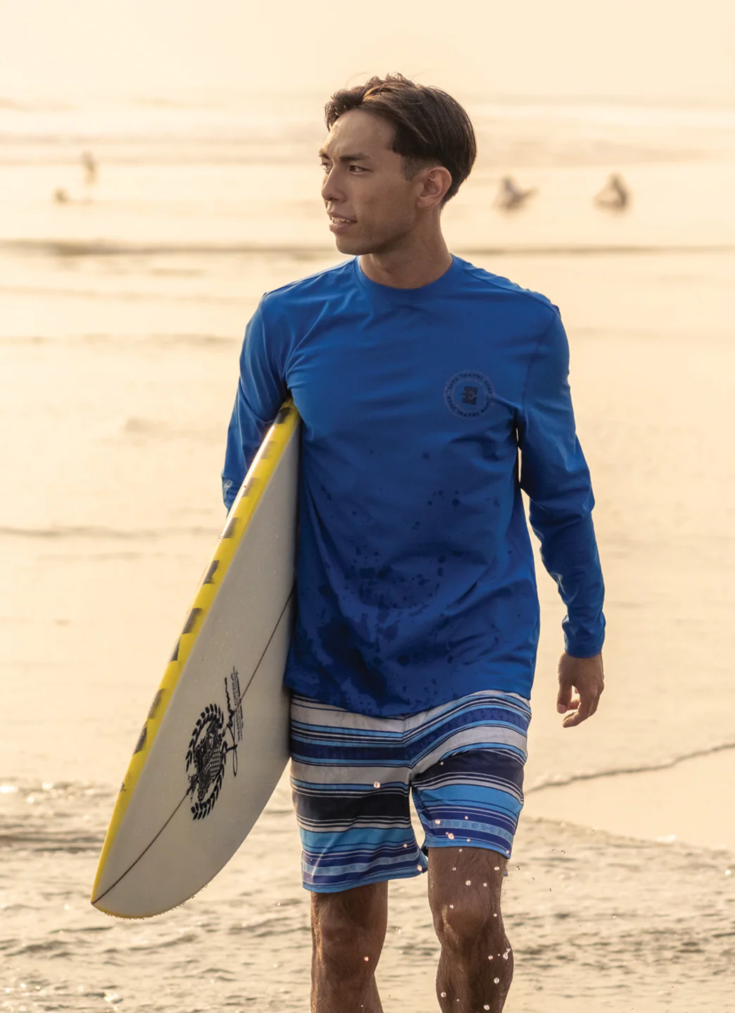 Eidon Men's Zenith Rash Guard - Image 9
