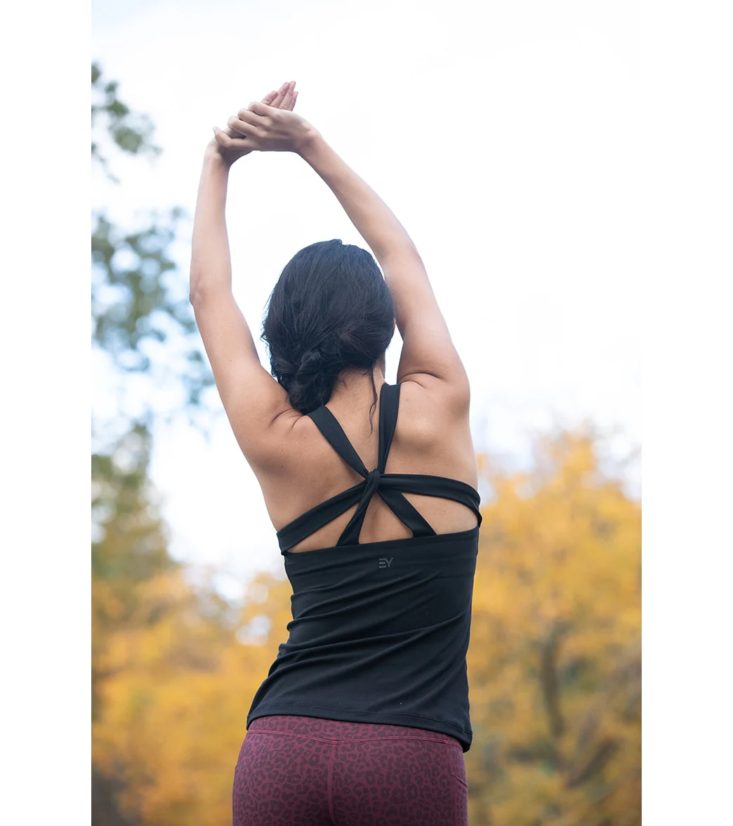 Everyday Yoga Instinct Solid Twisted Back Support Tank - Image 16