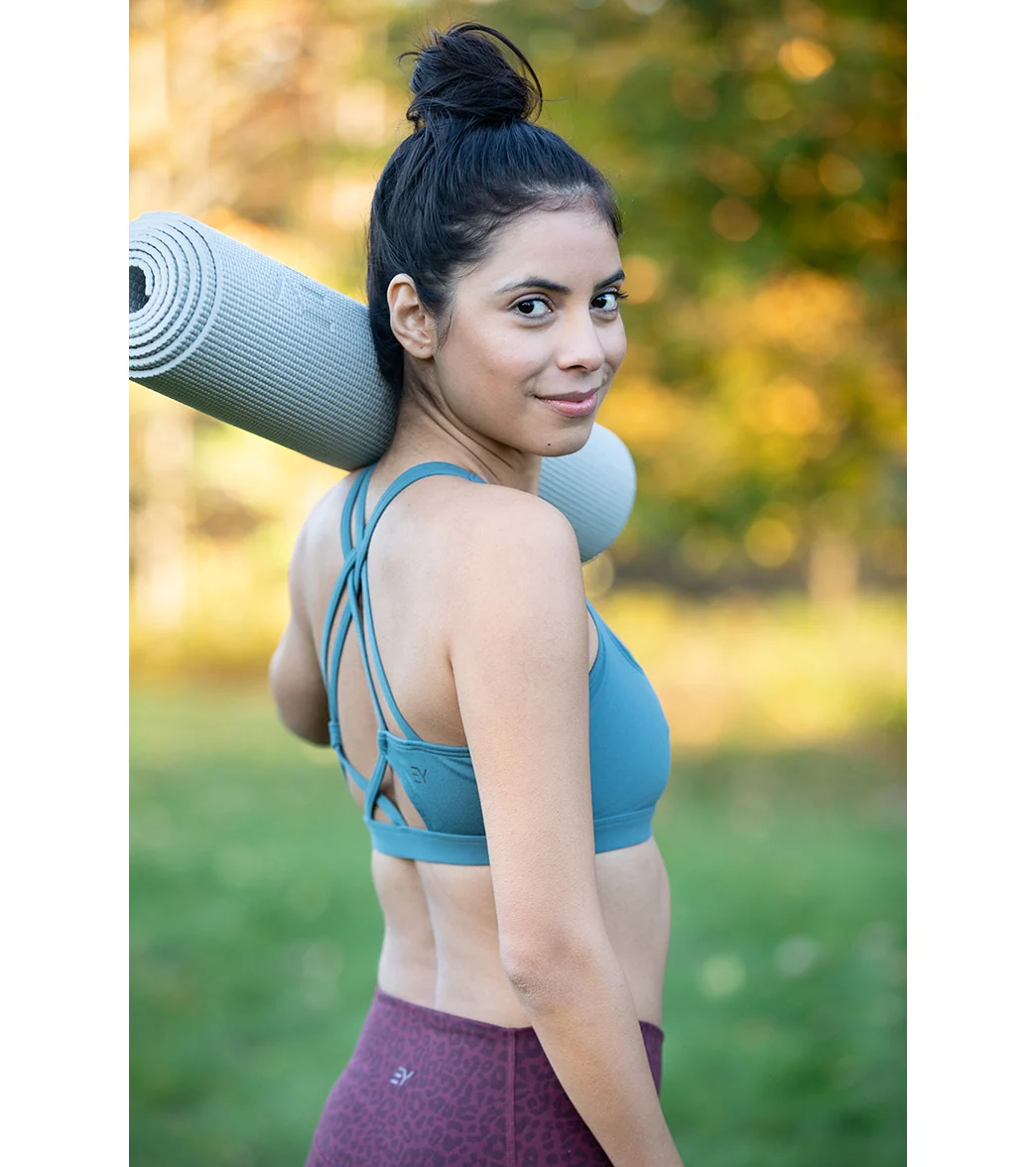 Everyday Yoga Rejoice Solid Sports Bra - Image 13