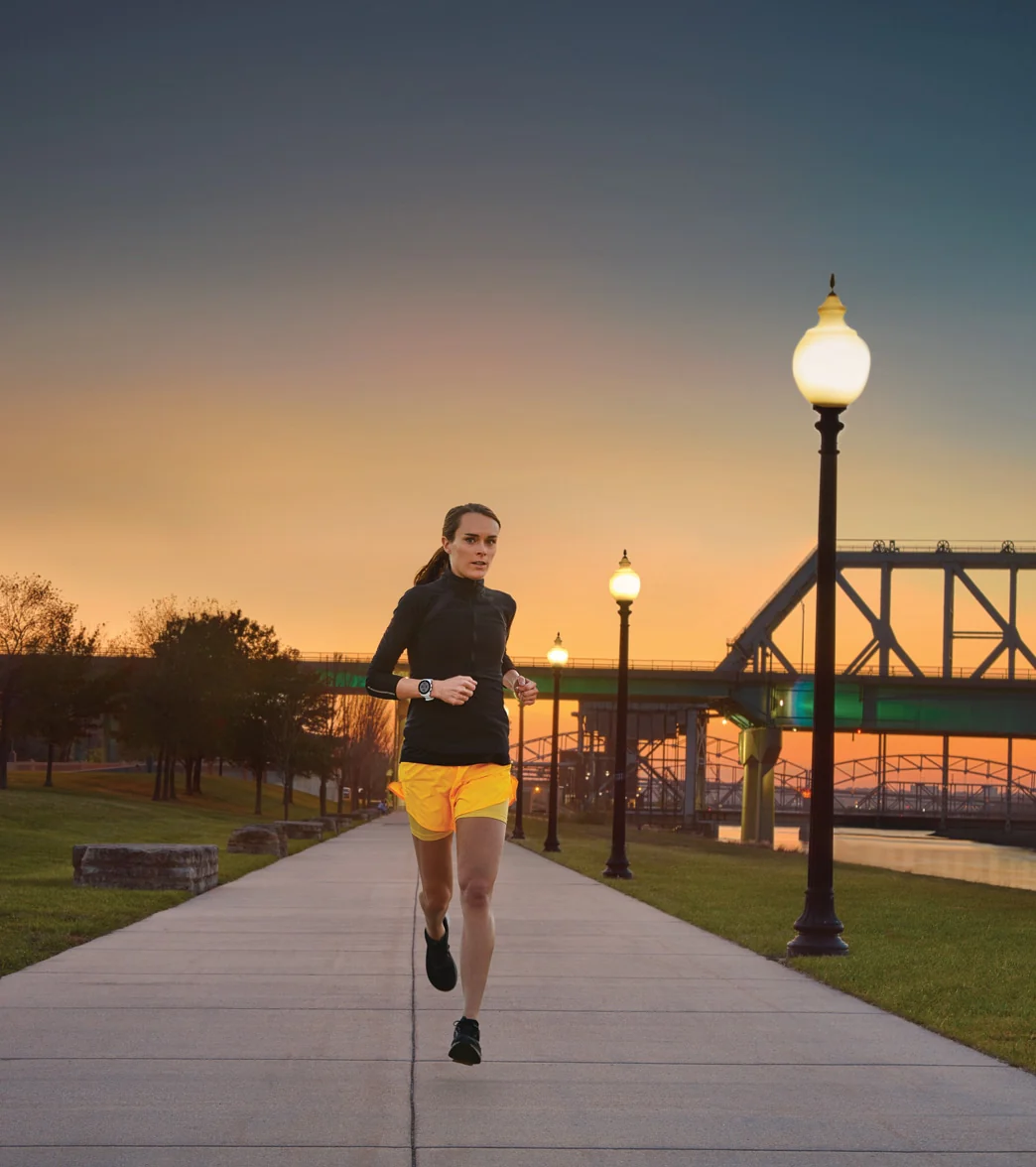 Garmin Forerunner 945 LTE GPS Smartwatch - Image 7