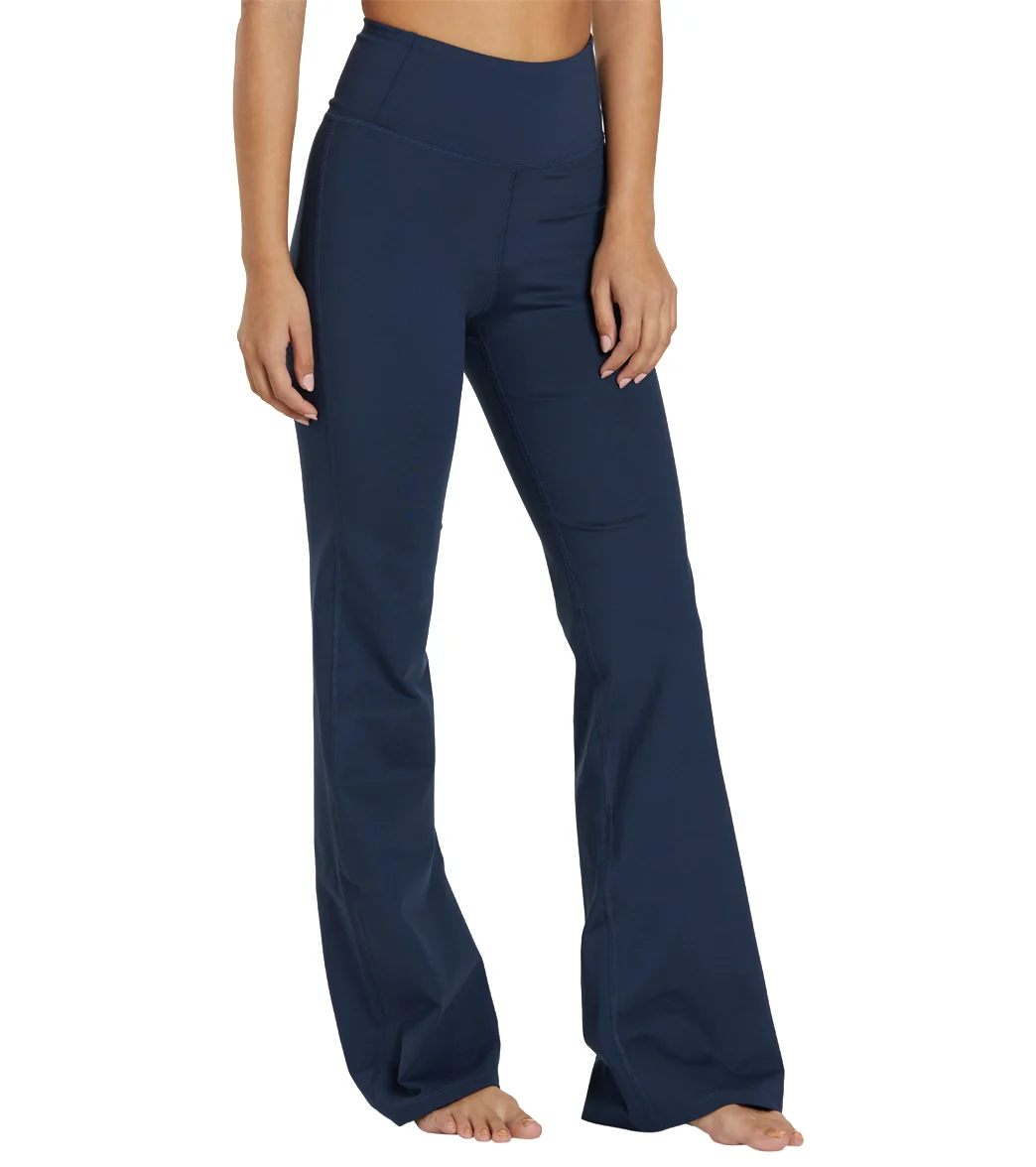 Girlfriend Collective Compressive Flare Legging - Image 9