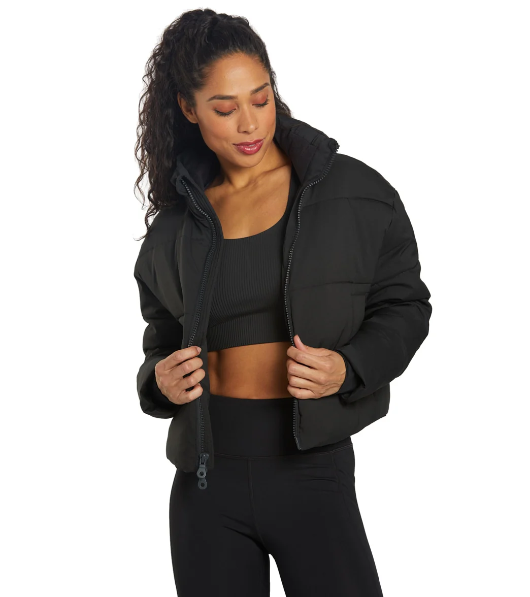 Girlfriend Collective Cropped Puffer Jacket - Image 12