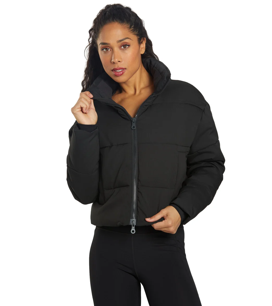 Girlfriend Collective Cropped Puffer Jacket - Image 8