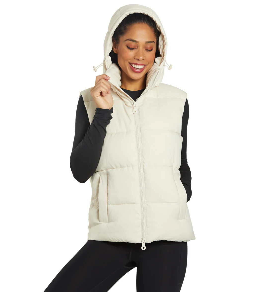 Girlfriend Collective Puffer Vests - Image 13