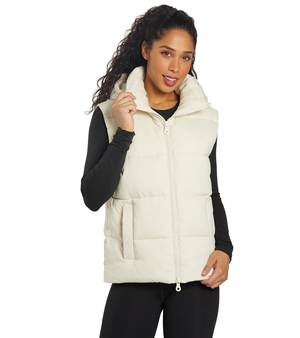 Girlfriend Collective Puffer Vests - Image 16