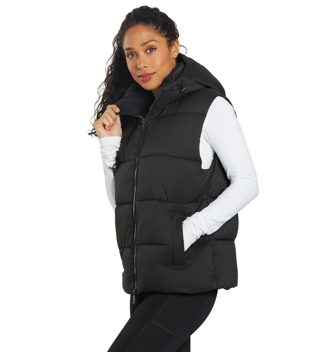 Girlfriend Collective Puffer Vests - Image 20