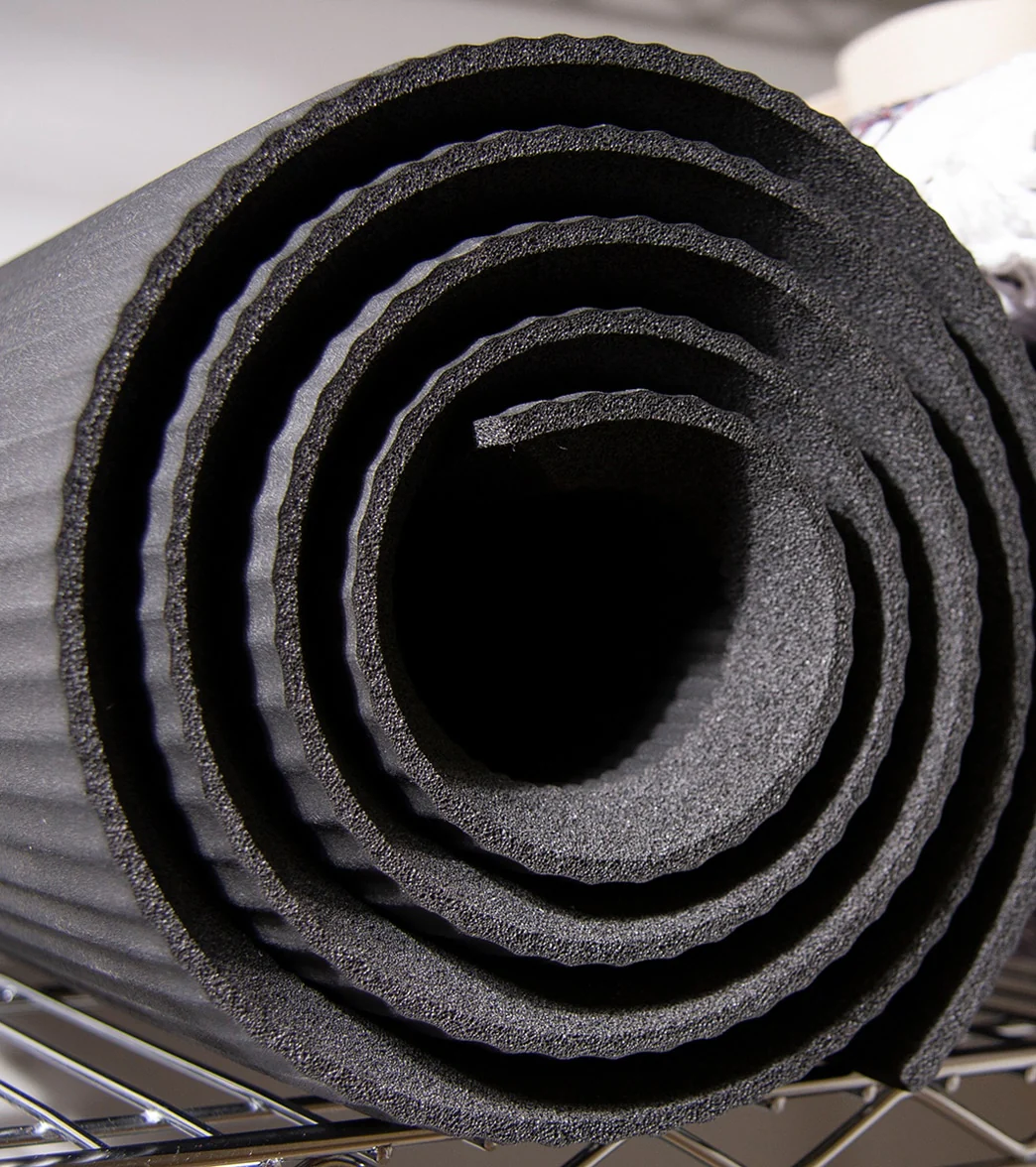 Hugger Mugger Utimate Cushion Extra Long Yoga Mat 74 - Image 2