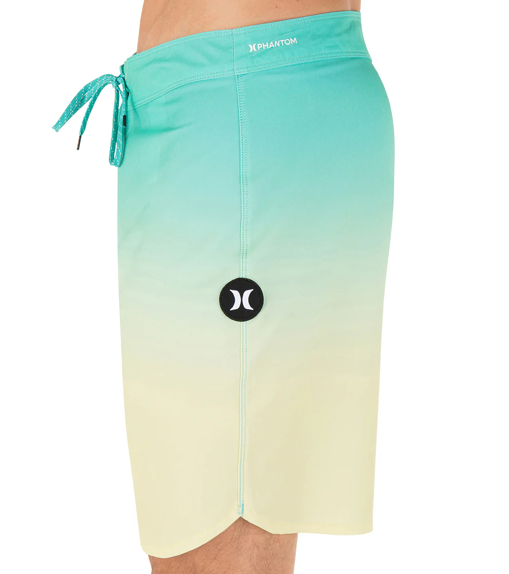 Hurley Men's 18" Phantom Boardshorts - Image 7