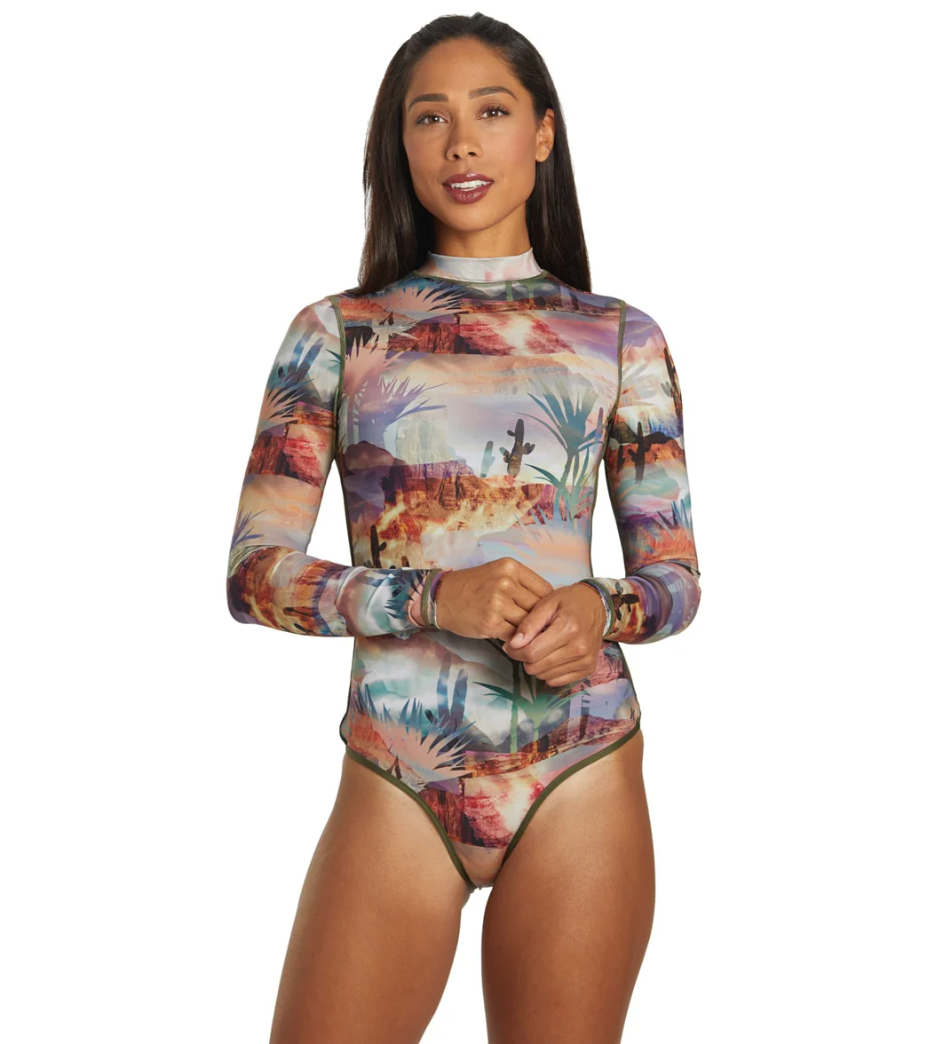 Hurley Women's Oasis Retro Surf Long Sleeve Swimsuit - Image 7