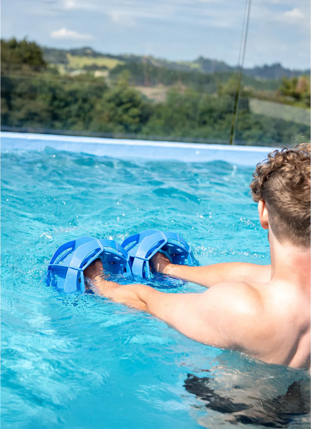 Hydrorevolution Aquastrength Medium Resistance Bell - Image 2