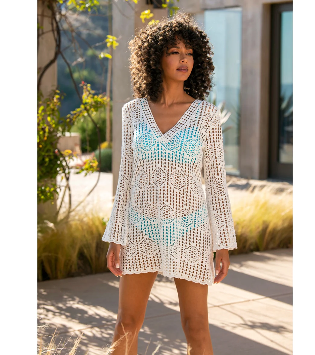 La Blanca Women's Waverly Covers V Neck Tunic - Image 4