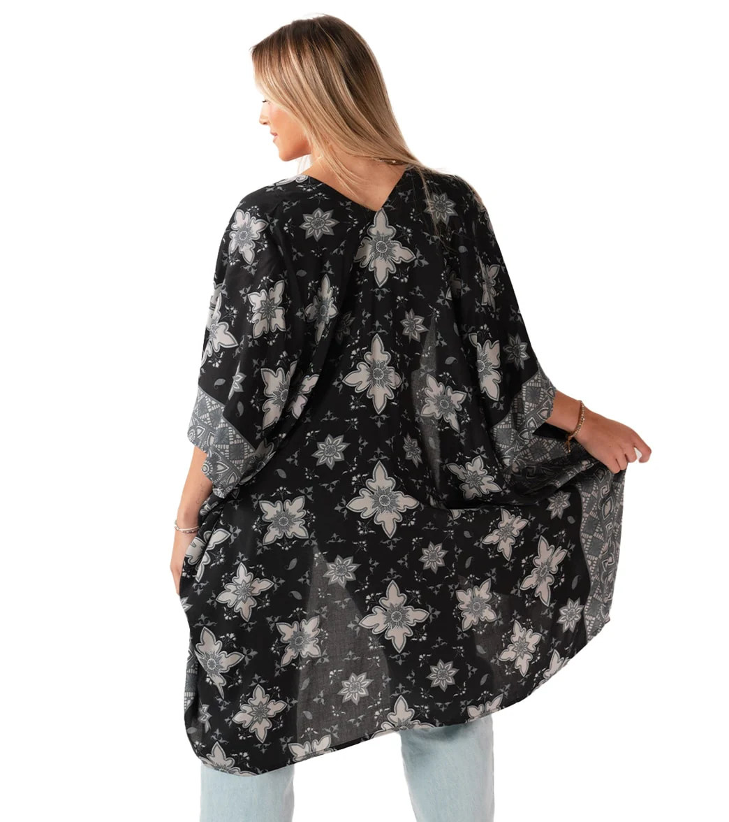 Lotus and Luna Kimono - Image 29
