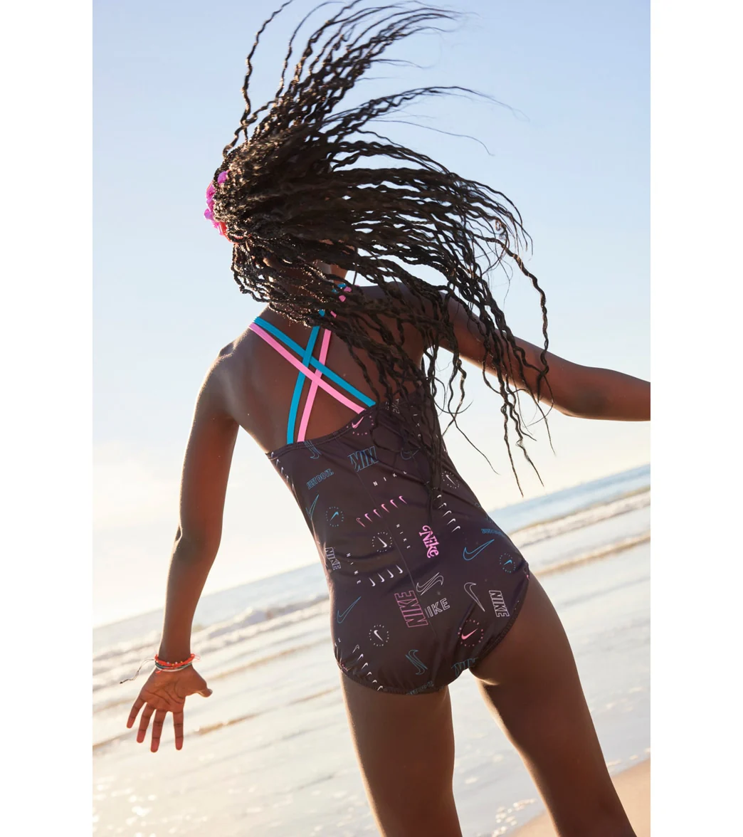 Nike Girls' Logo Toss Spiderback One Piece Swimsuit (Big Kid) - Image 15