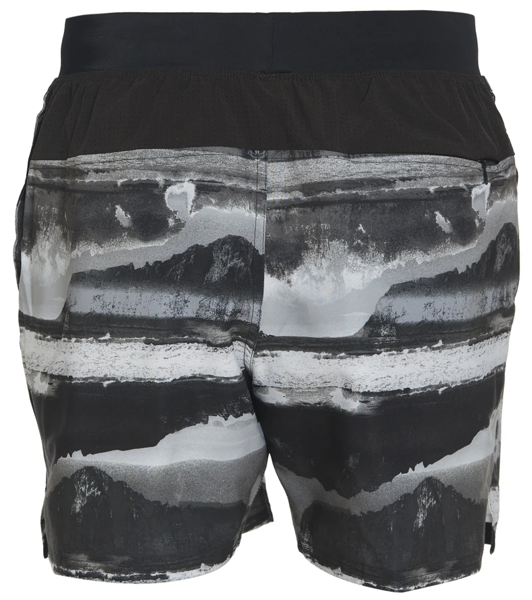 Nike Men's Adventure 17.5" Swim Trunkss - Image 3