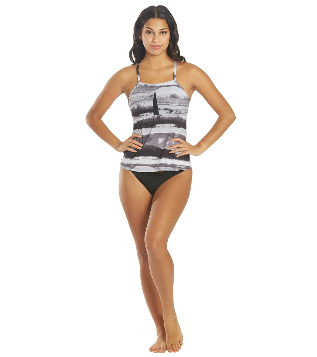 Nike Women's Adventure Strappy Crossback Tankini Top - Image 19