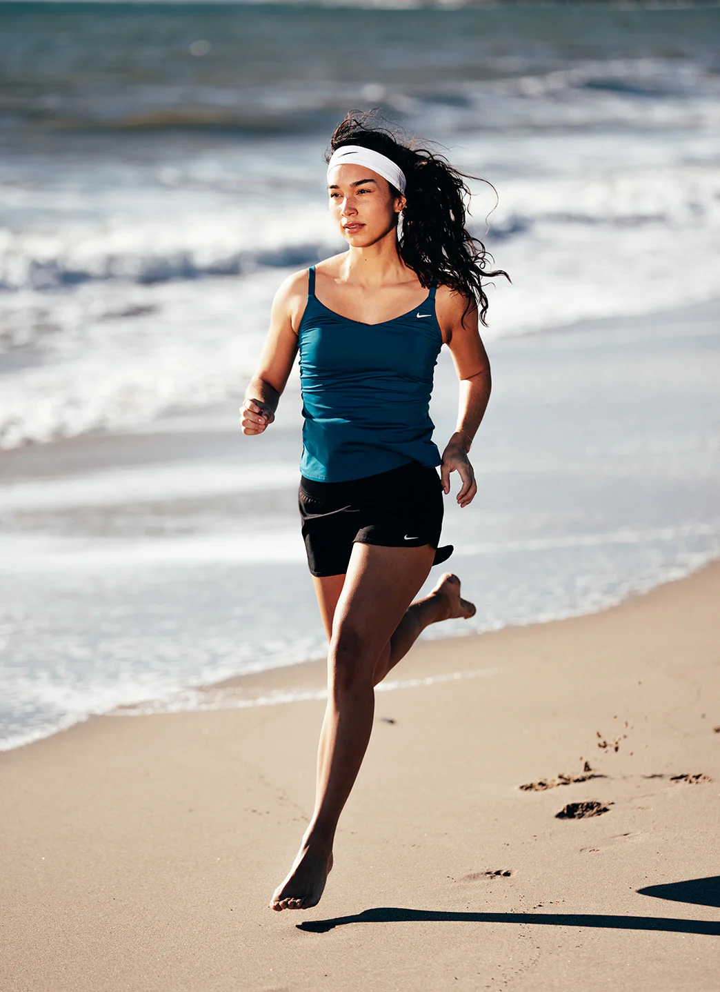 Nike Women's Effortless Essential V-Neck Tankini Top - Image 5