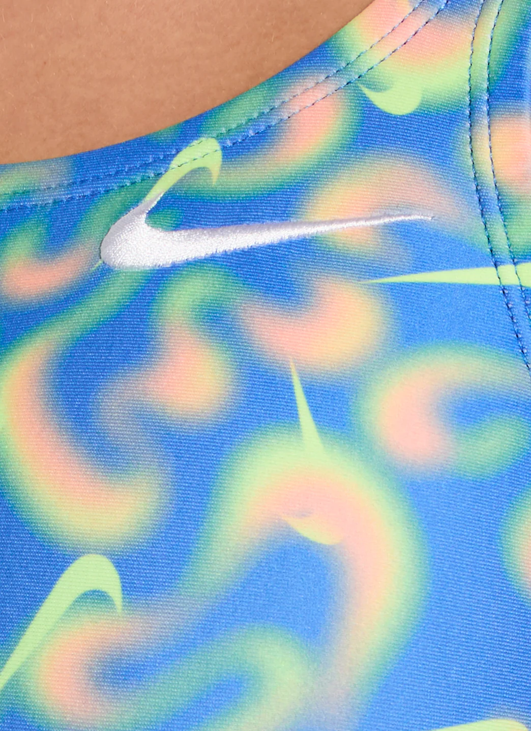 Nike Women's Hydrastrong Multi Print Fastback One Piece Swimsuit - Image 24