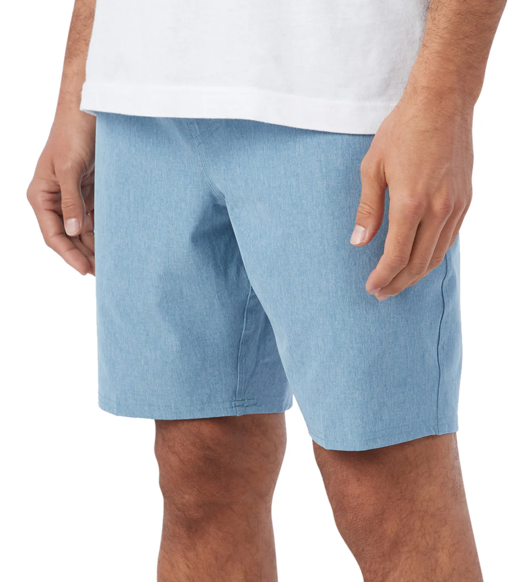 O'Neill Men's 18" Reserve Hybrid Swim Trunk - Image 31