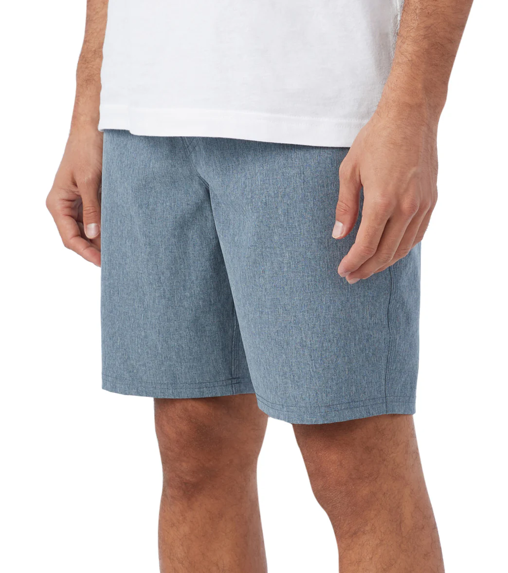 O'Neill Men's 19" Reserve Heather Hybrid Shorts - Image 34