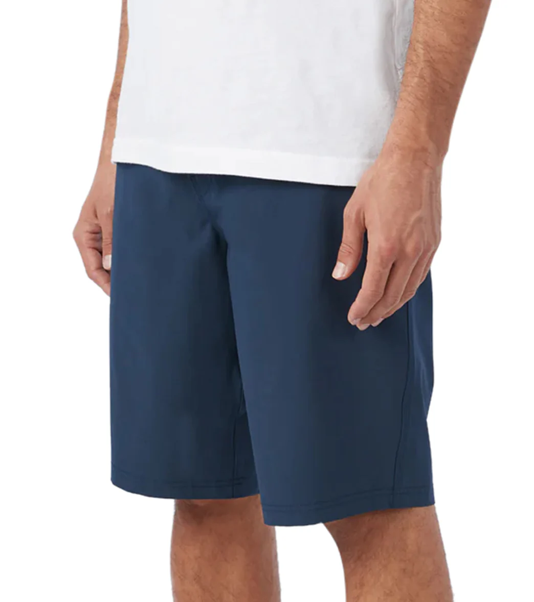 O'Neill Men's 21" Reserve Solid Hybrid Shorts - Image 2
