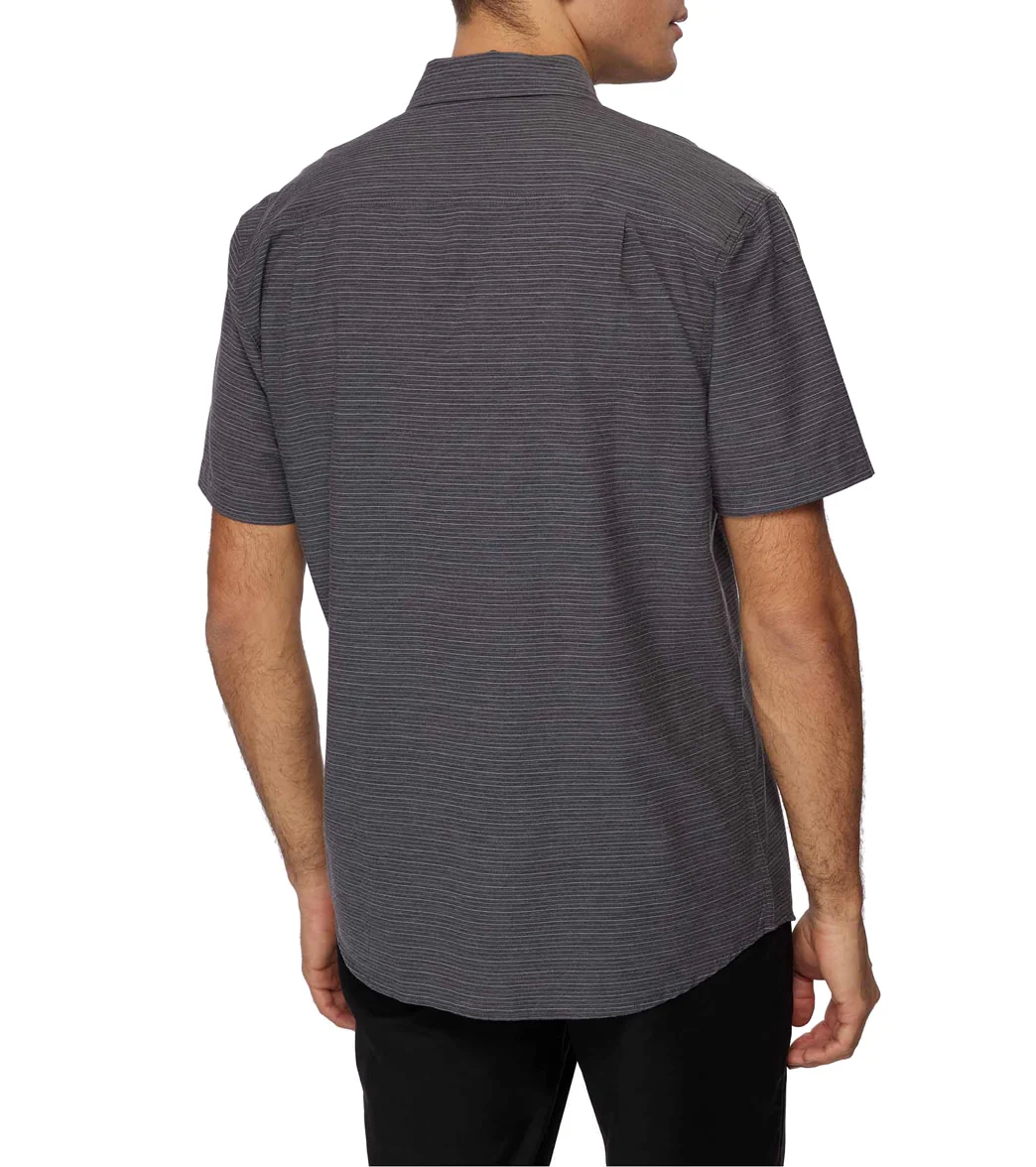 O'Neill Men's Trvlr Traverse Short Sleeve Button Up Shirt - Image 11