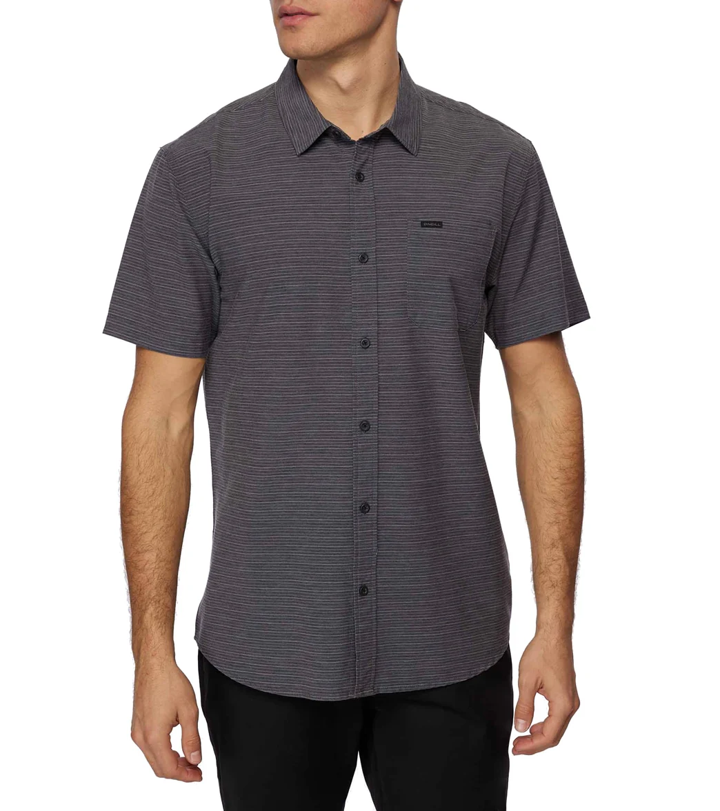 O'Neill Men's Trvlr Traverse Short Sleeve Button Up Shirt - Image 15