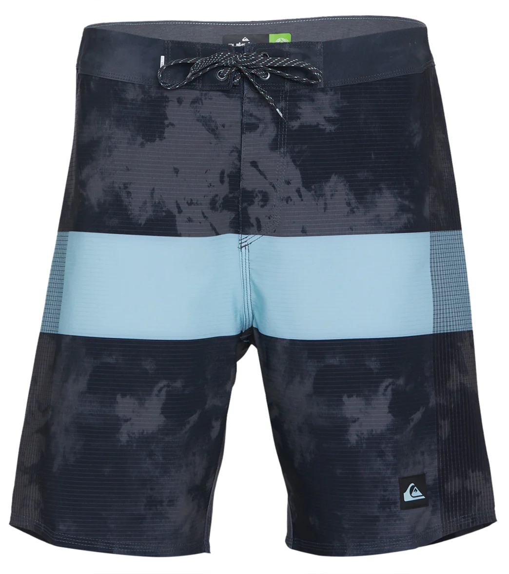 Quiksilver Men's 19" Highlite Arch Board Shorts - Image 8