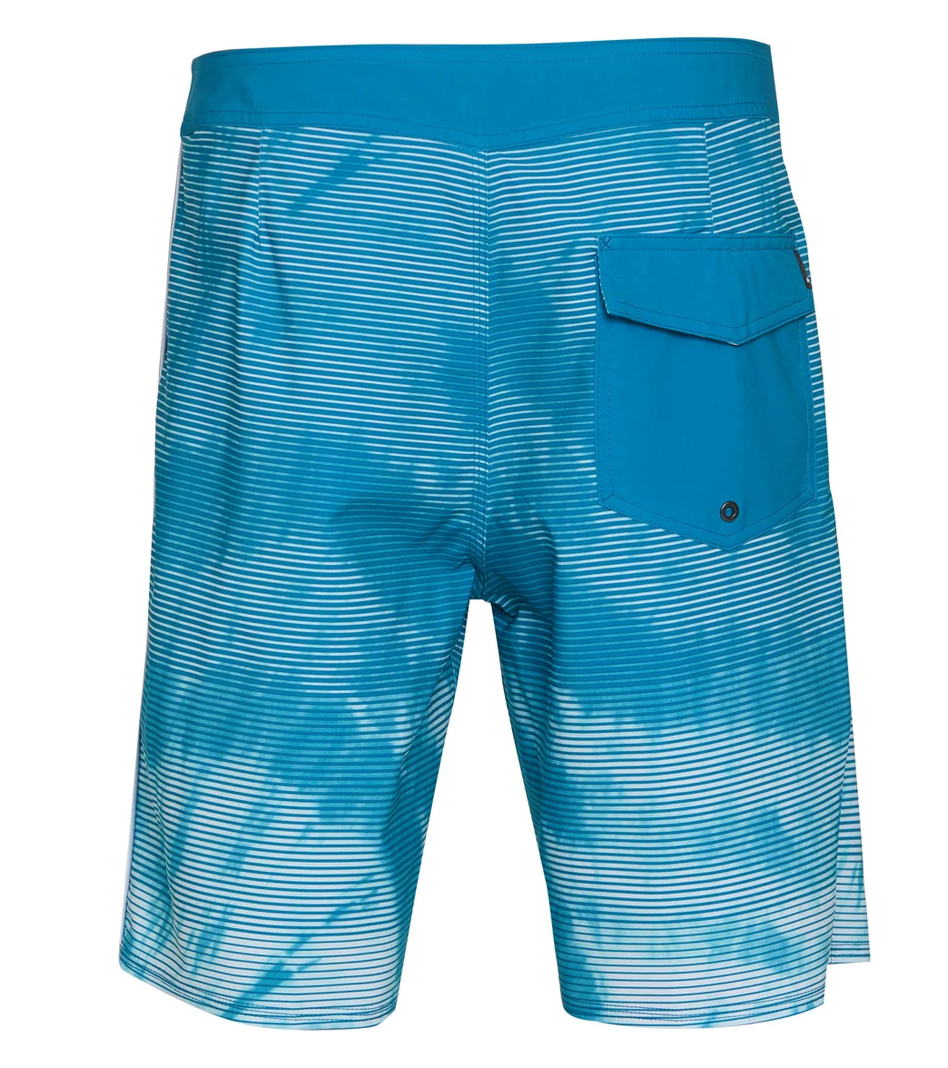 Quiksilver Men's 20" Surfsilk Massive Board Shorts - Image 2