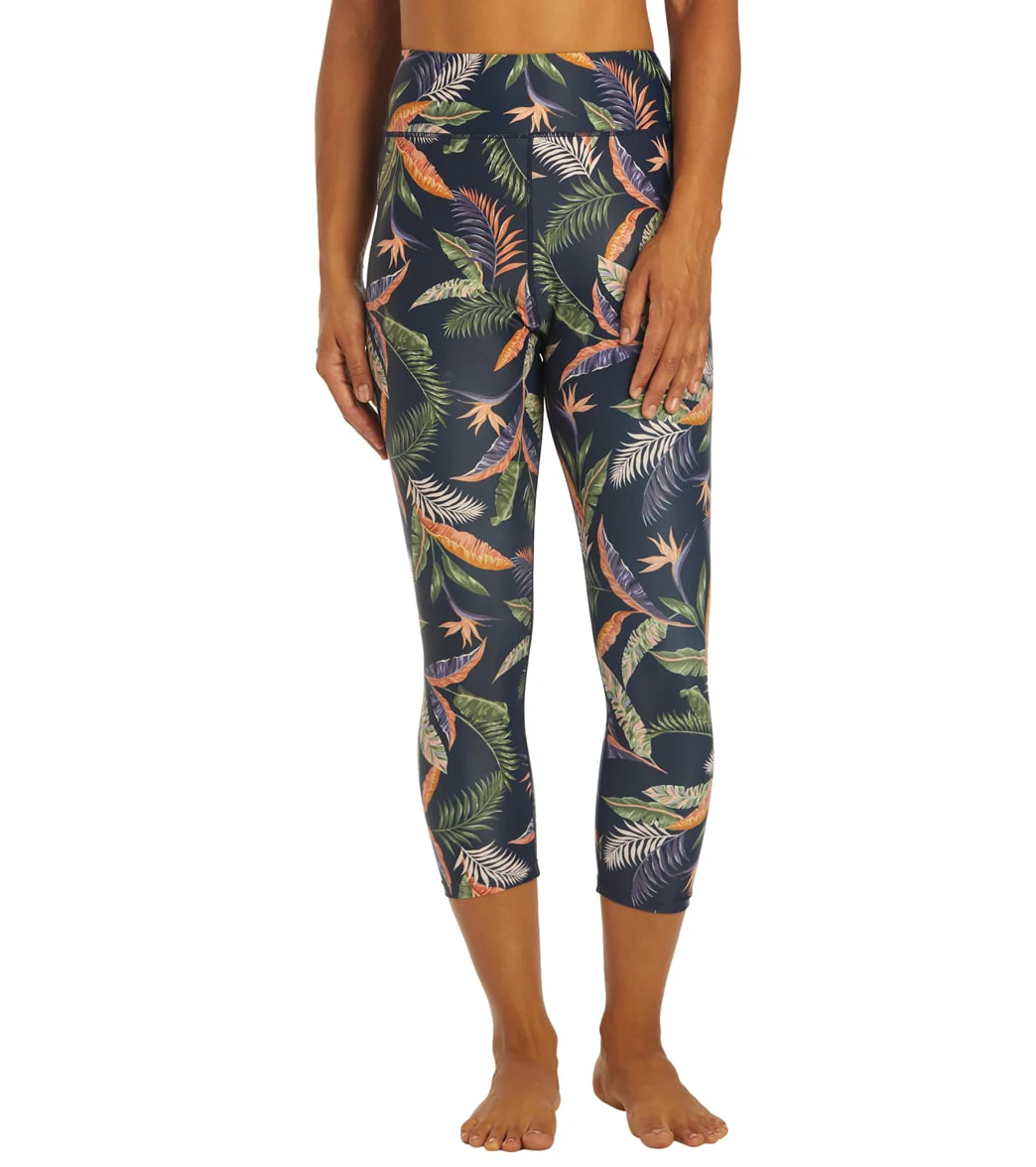 Quintsoul Women's Navagio Capri Swim Leggings - Image 7