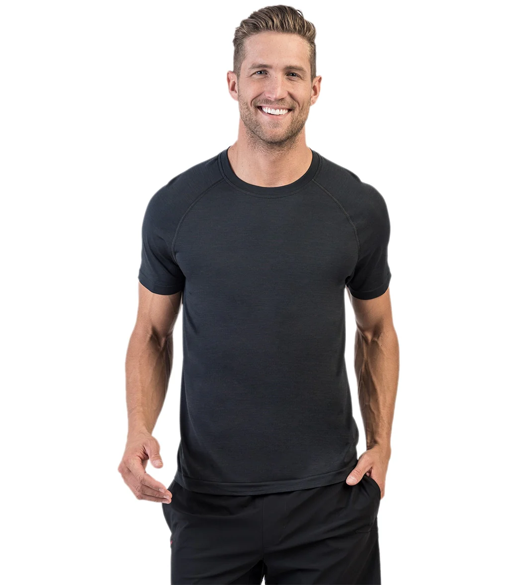 Rhone Men's Reign Tech Short Sleeve Shirt - Image 5